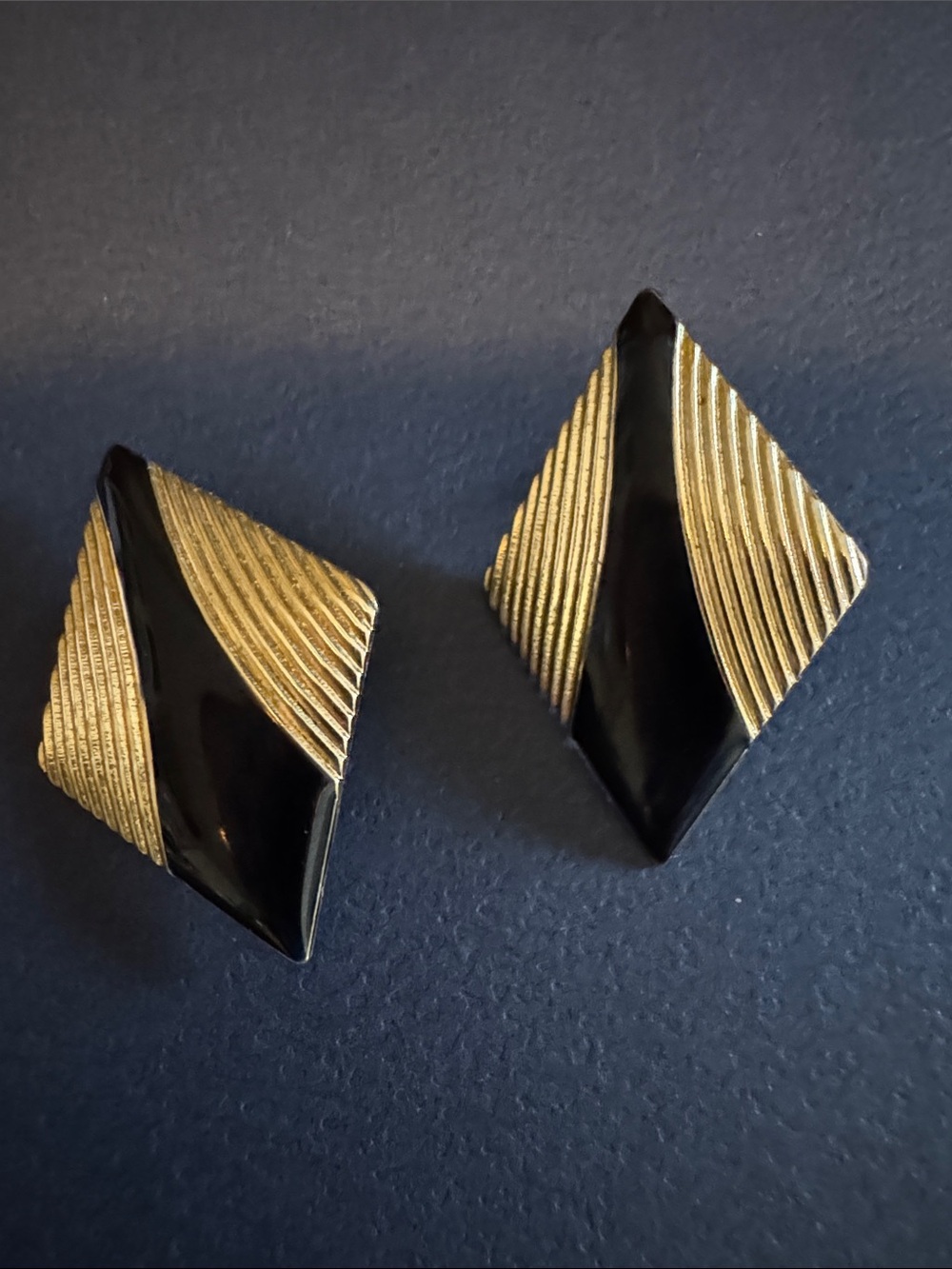 Art Deco 1980’s Black and Gold Geometric Clip-On Earrings